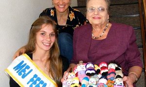 Mej Fees en die Poppieprojek